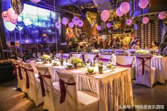 2年160家店，1天15小时的文艺时光，这家酒馆是怎么做到的