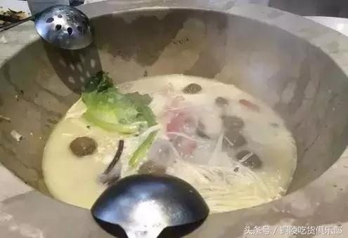 大家都来评评理！这种带个大草帽的火锅在铜陵能火爆？