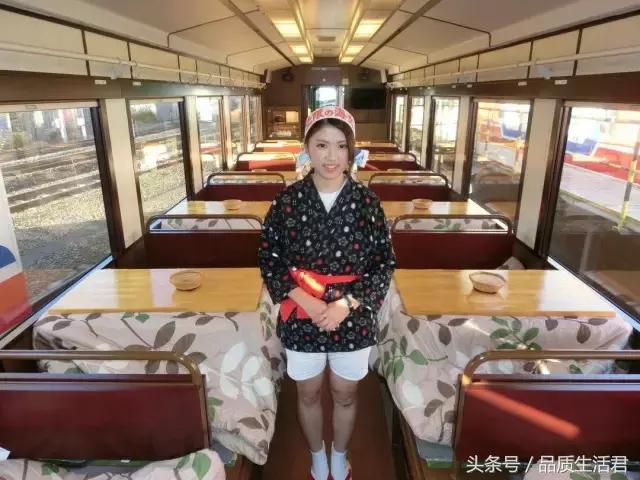 有了神奇的桌子，你和猫星人再也不怕冷了！