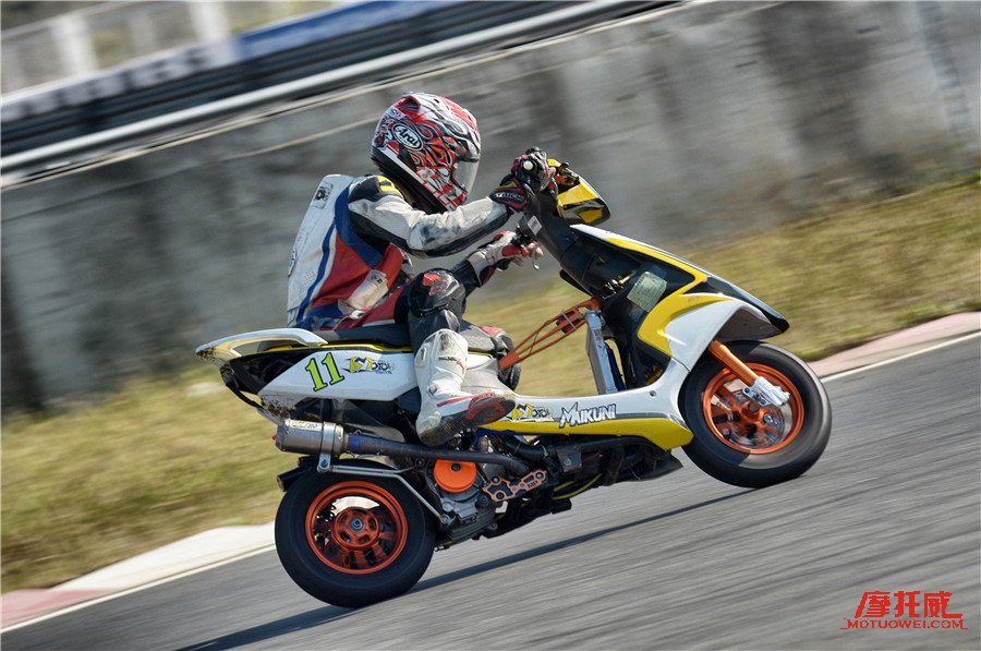 2021摩托车锦标赛总冠军,sbk摩托车锦标赛2022冠军车队