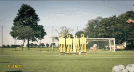 足球中场任意球的技巧,罗纳德科曼罚球技巧