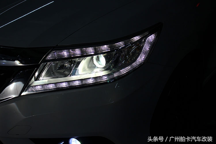 大灯改装不能直接晃远光,卤素灯泡直接换氙气灯泡可以吗