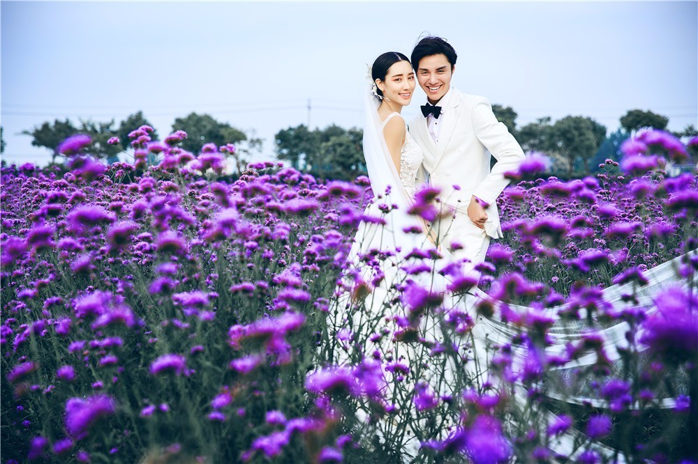 在哪里拍的婚纱照最好看,最大的一张婚纱照放在哪里最合适