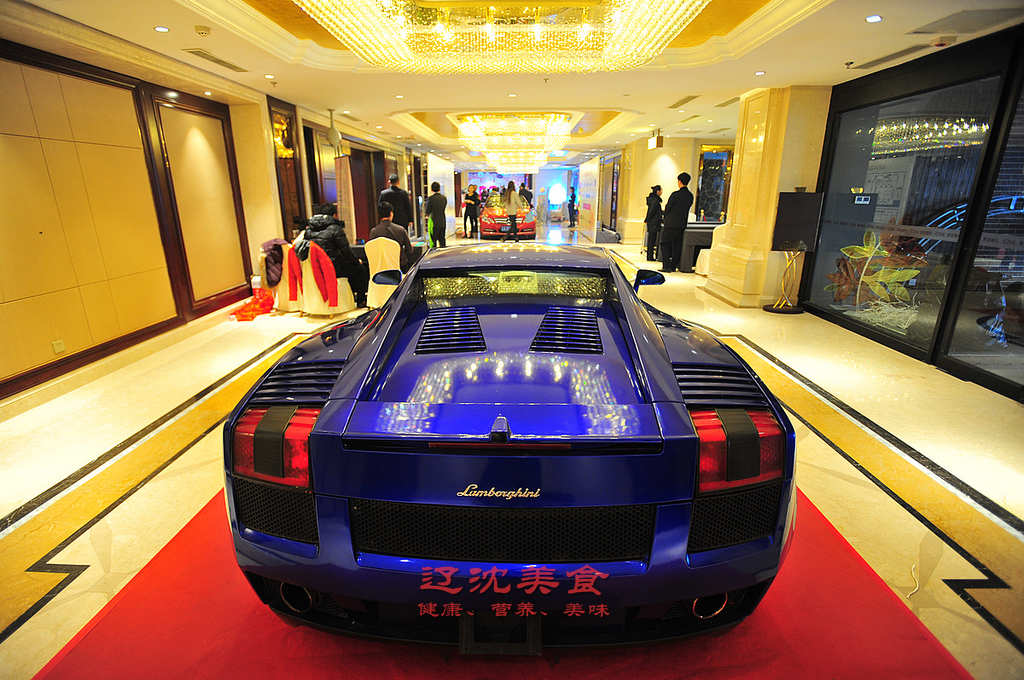 沈阳办场婚礼多少钱,请问现在办婚宴需要多少钱一桌