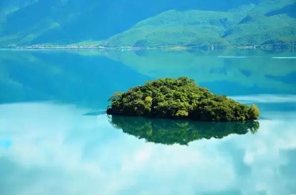 丽江至泸沽湖公路沿途风景,泸沽湖到丽江高速什么时候通车