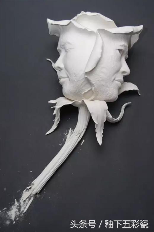 从警察转变成一个军人,成为表情包的创作者需要什么