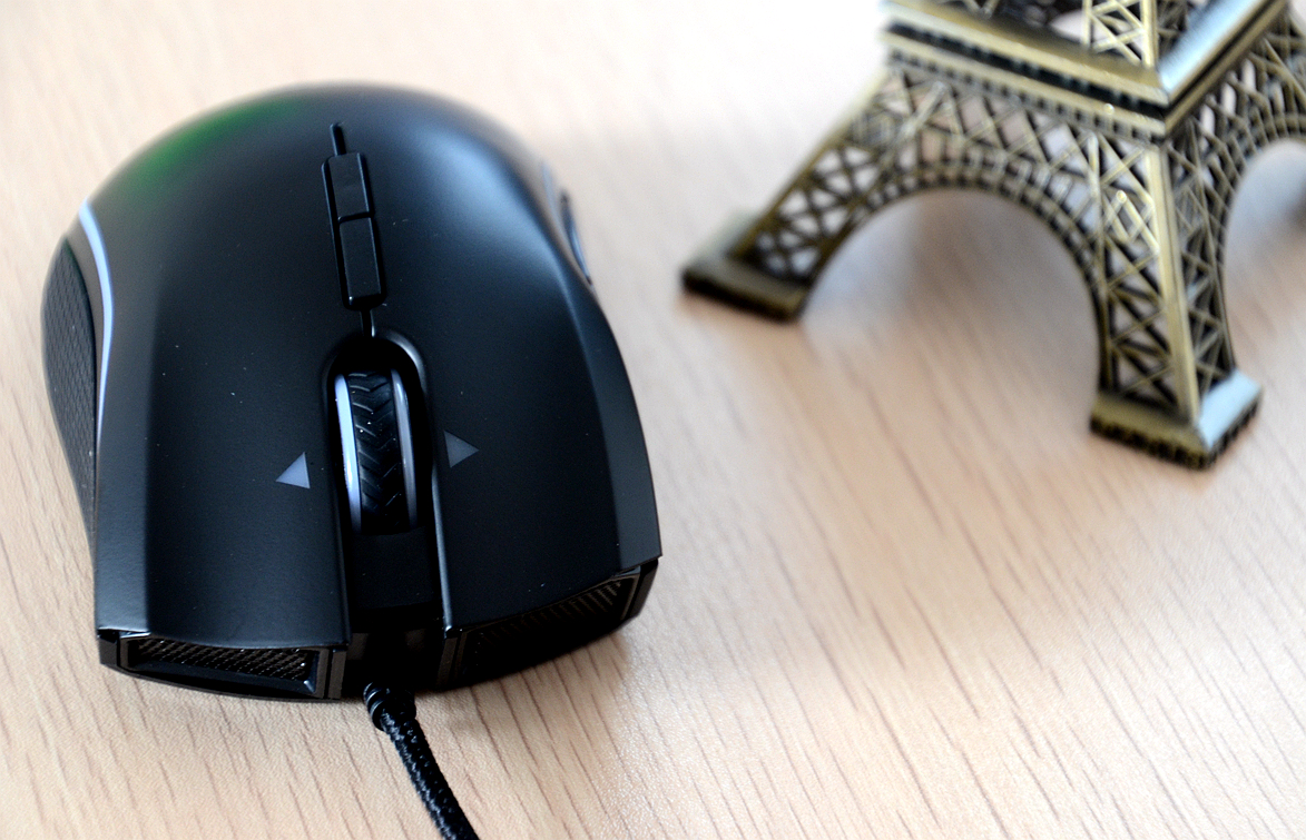 曼巴眼镜蛇鼠标评测,百元鼠标定位准