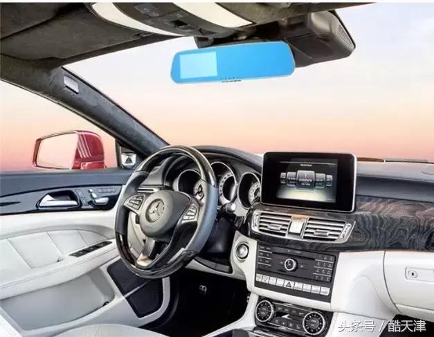 教你们如何选择行车记录仪,行车记录仪为什么要重要