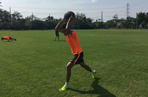 科普实心球到底怎么练?鲁能只是初始阶段,看劳尔的表情读懂一切