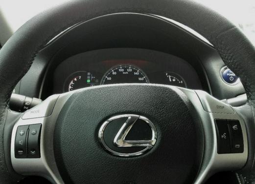 雷克萨斯ct混动油耗,油电混动雷克萨斯ct200h