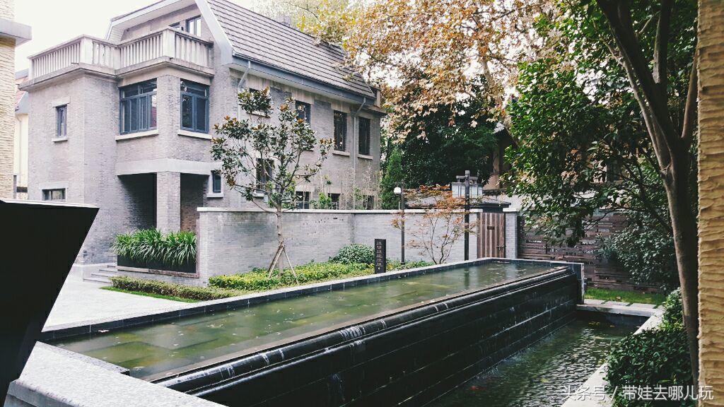 姘戝浗棰愬拰鍏,鍗椾含棰愬拰鍏娓歌