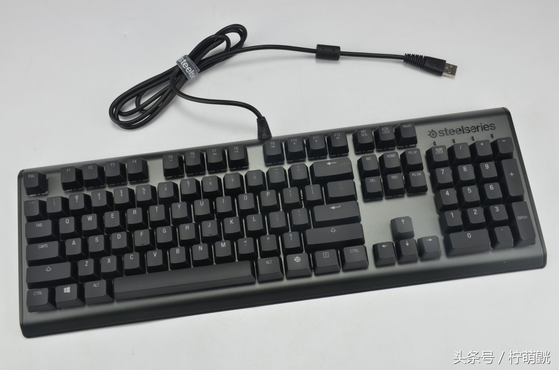 顶级rgb机械键盘,赛睿apexprort机械键盘评测