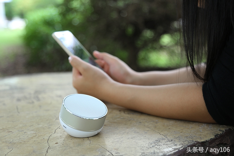 听的就是性价比——QCY新品无线蓝牙小音箱QQ800上手体验