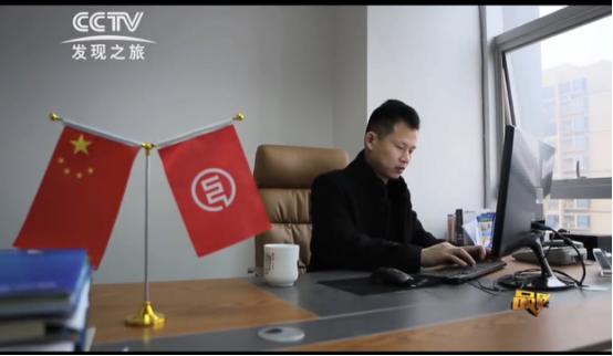 毕家新携歌手娅琳等创《最美灰姑娘》近日全网发行