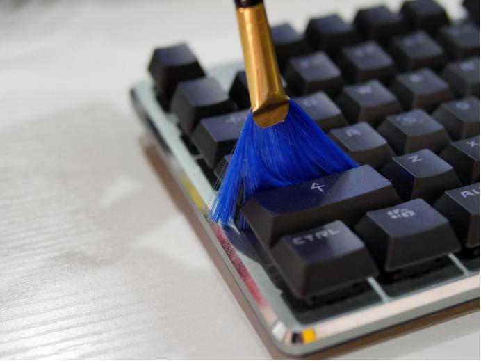 使用两年的机械键盘清洁,机械键盘清洗方法有哪些