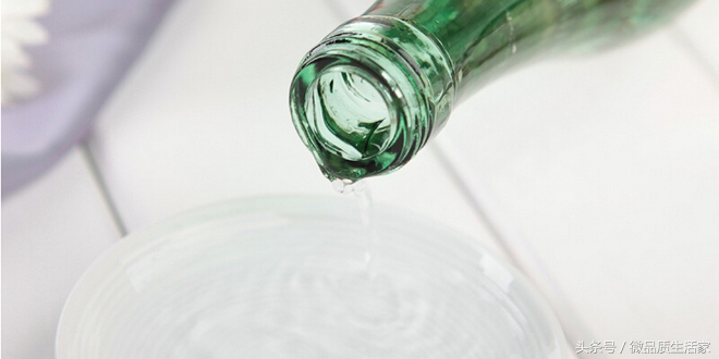 毛巾长霉斑了还能用吗,毛巾上长霉了怎么办