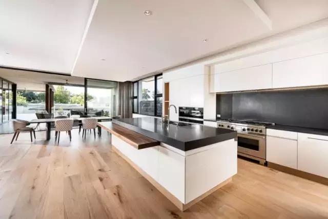 海外房产投资在中国合法吗,海外投资买房靠谱吗