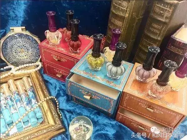 日本圣诞限定彩妆,圣诞美妆限定