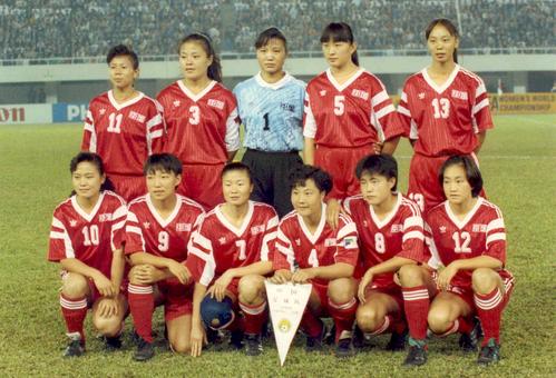 中国女排上次世界冠军是什么时间,1986年女排几次蝉联世界冠军