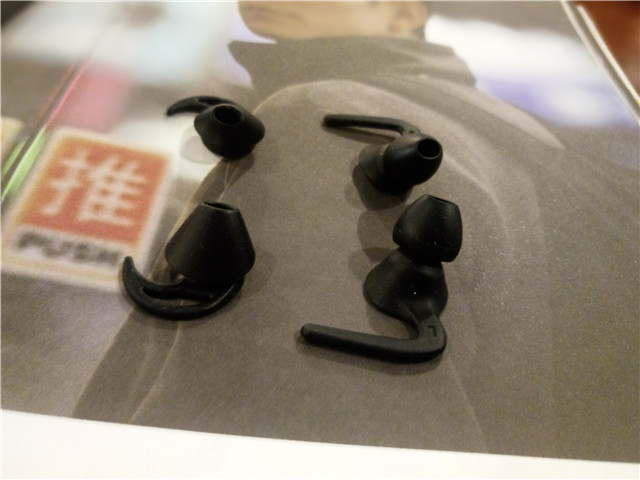 与7同至——赛尔贝尔D900MINI无线蓝牙耳机评测