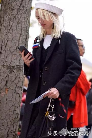 实拍：在洛阳200和2000的大衣到底哪不同，真相在这