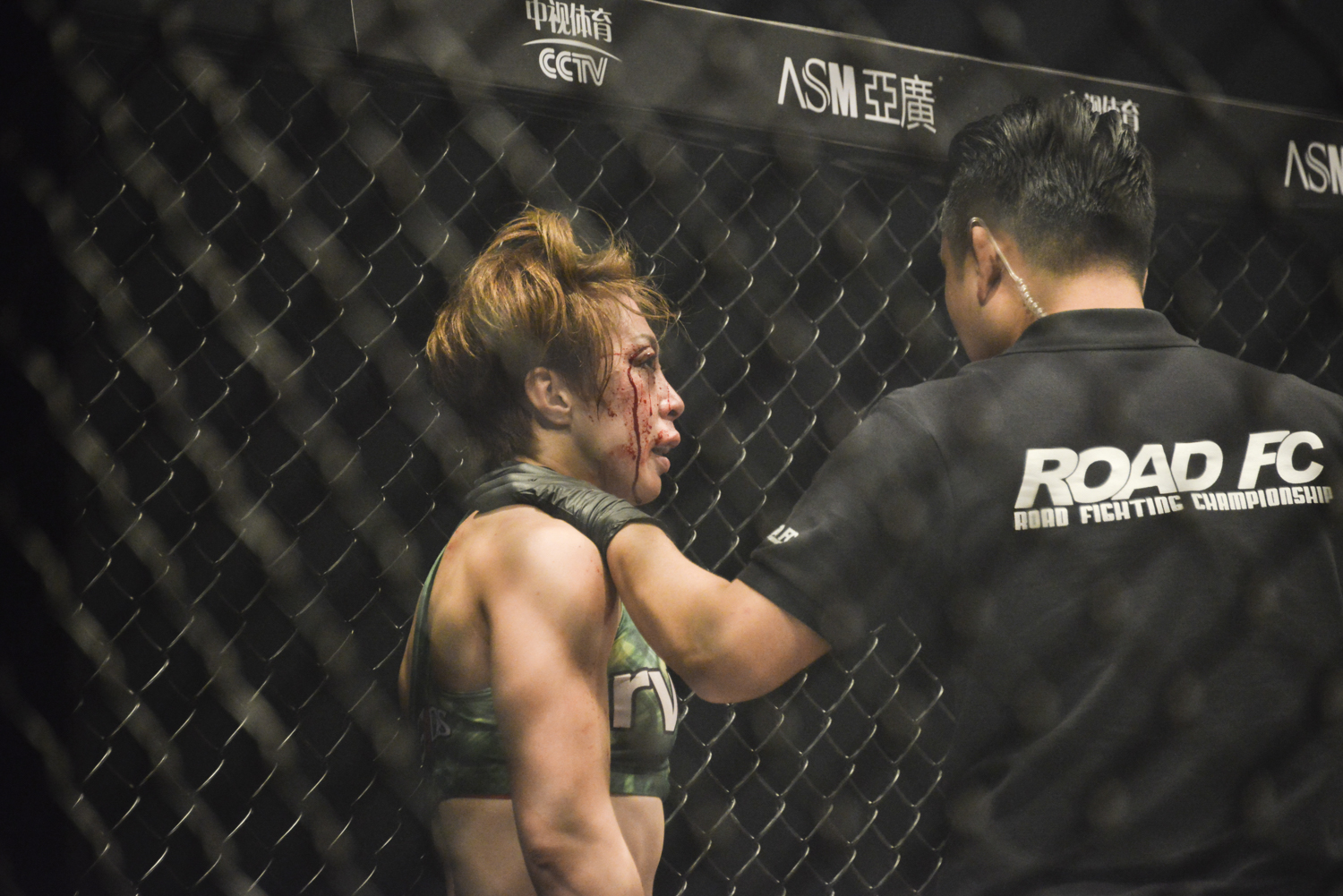 roadfc综合格斗大赛被爆裆,roadfc综合格斗大赛金胜然