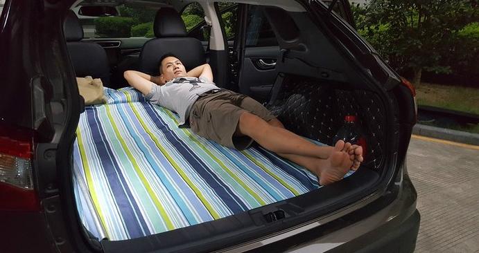 2012日产逍客后备箱改床,逍客床车自驾游