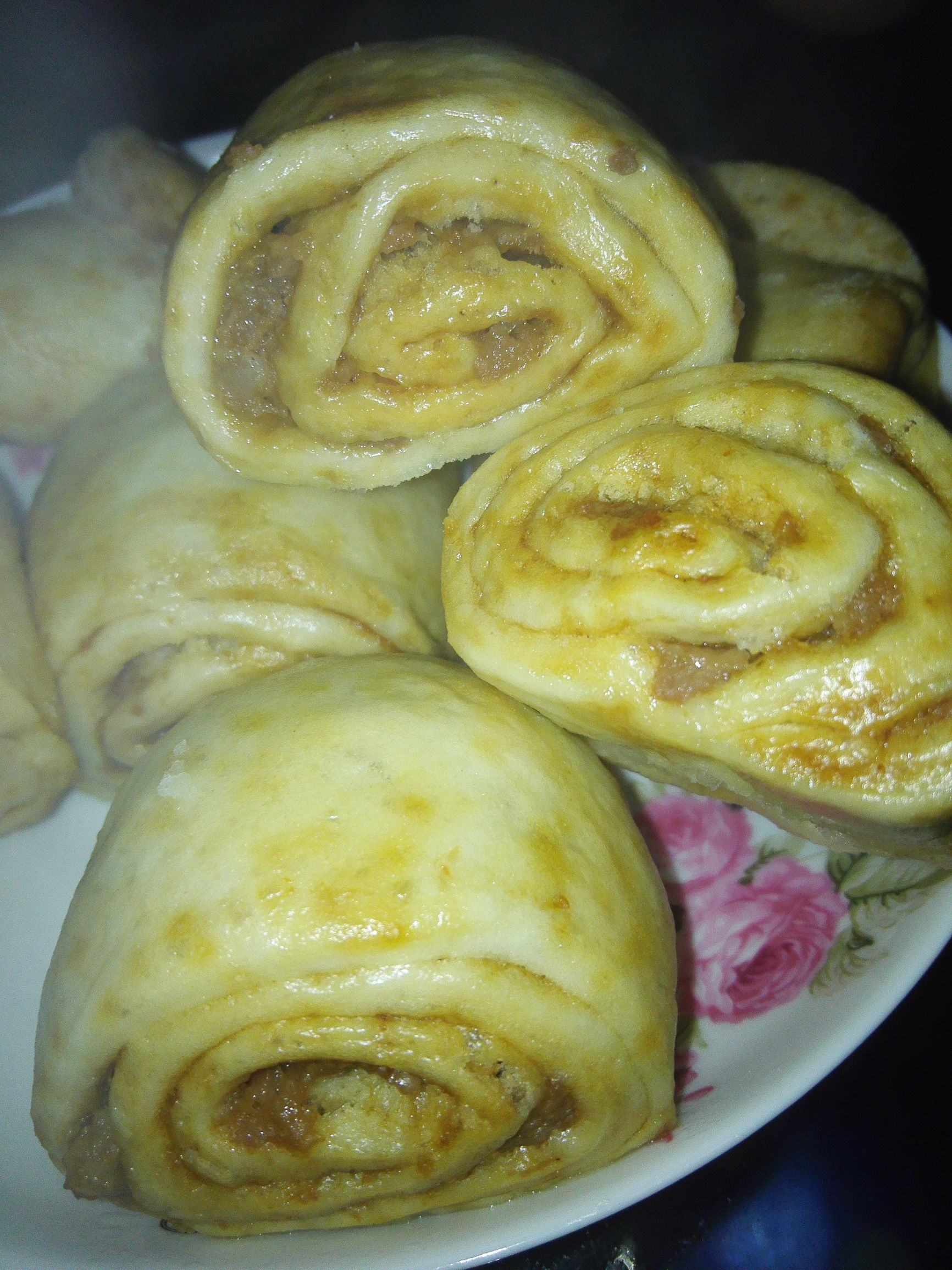 今天把肉卷做成这样，女儿竟然一次吃了好几个，心里好愧疚