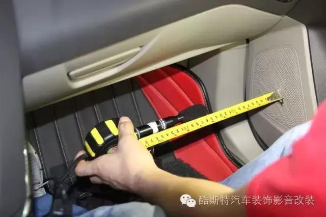 福克斯汽车隔音,福克斯车门隔音棉和止震板