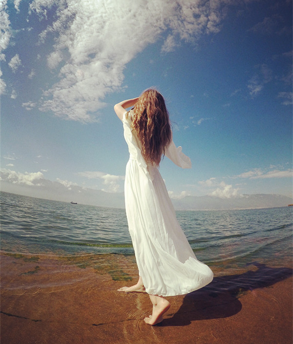 世上除了生死都是小事图片带字,世上除了生死都是小事别为难自己