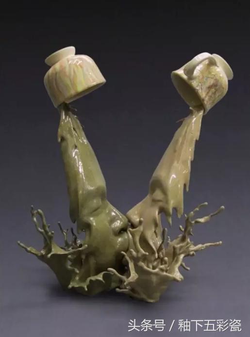 从警察转变成一个军人,成为表情包的创作者需要什么