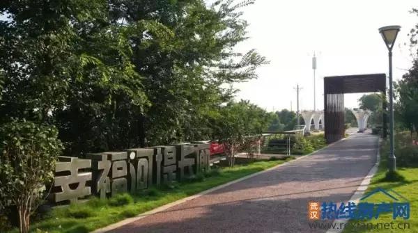 实力爆满却是捧不热的配角！幸福湾如何导演解放大道？|看房情报