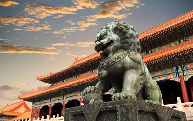 一个六品小官为什么怕皇帝,九品芝麻官皇上为什么怕协理大臣