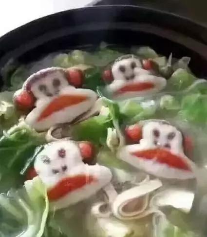 还是憋吃9块钱的砂锅大嘴猴啦，我们一起去吐吧