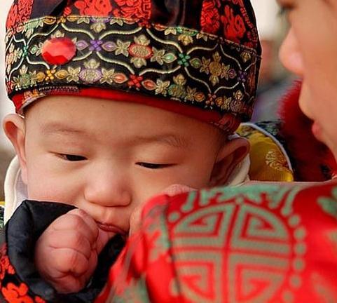 这几个生肖天降富贵家中代代有钱,这3大生肖生了二胎后财星高照