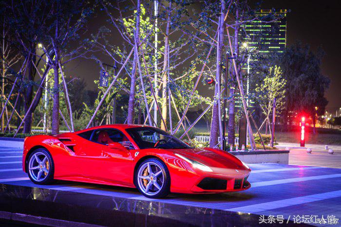 法拉利488评测重装上阵,法拉利488拆车视频