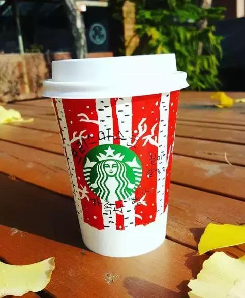 全世界都在晒的星爸爸圣诞小红杯,你买了吗?