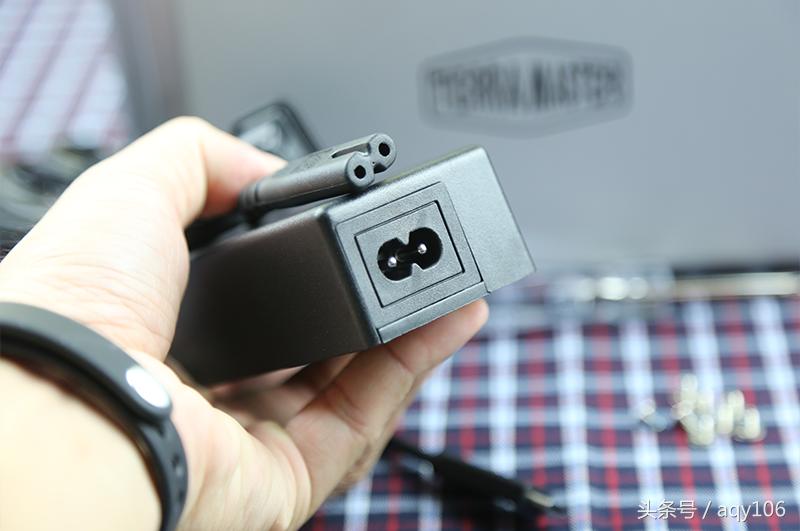 沉浸式体验22款univ尊贵版,沉浸式体验b级房车