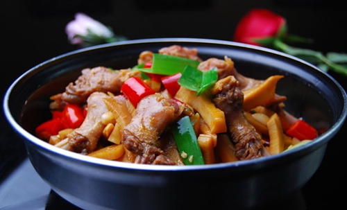 做一个行走的吃货—河南省看看除了举世闻名的辣条还有哪些好吃的