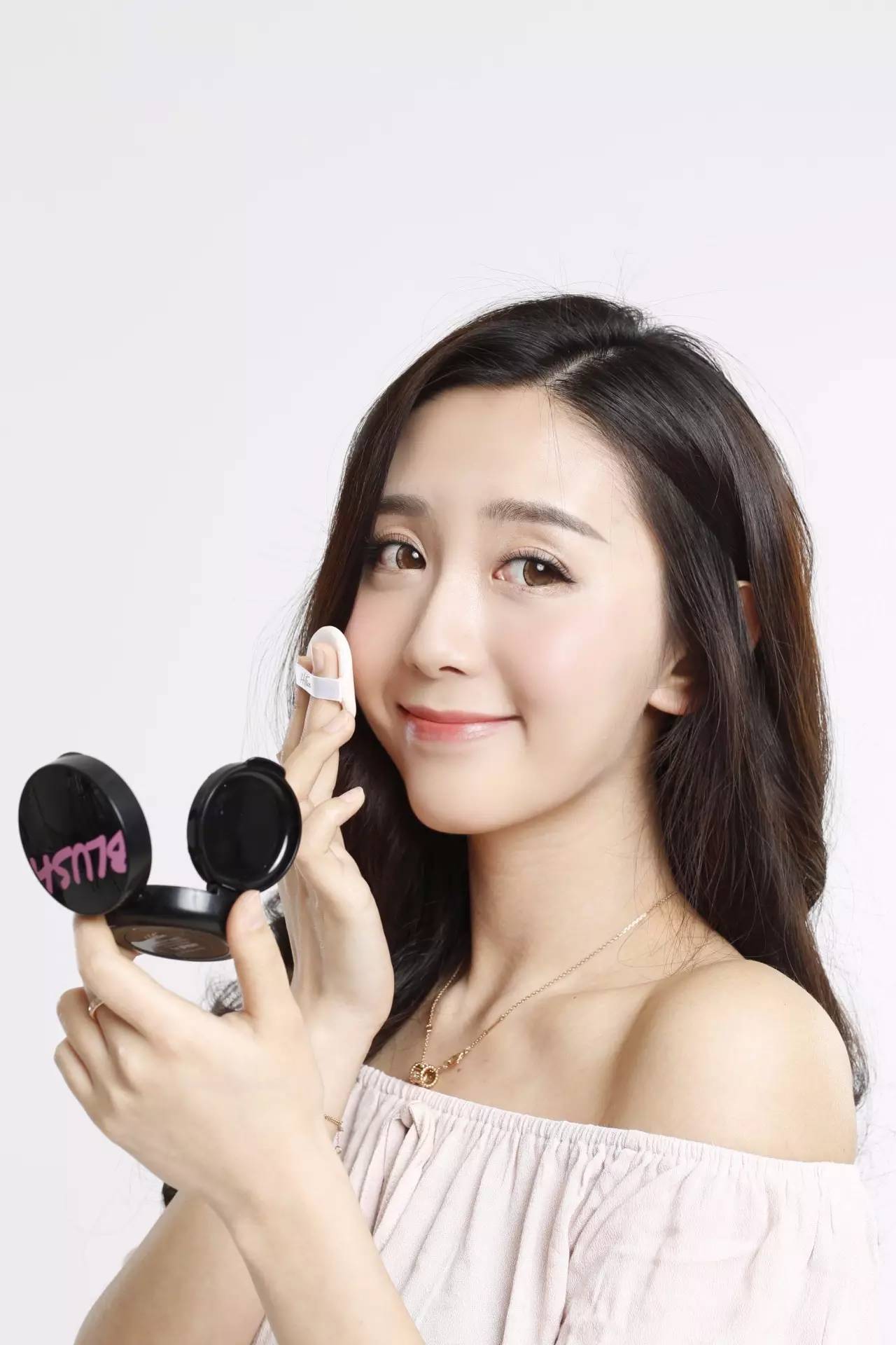 唐雪卉简历,唐雪卉美女图片