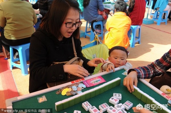 在小区开麻将馆违法吗,在小区开一个麻将馆棋牌室违法吗