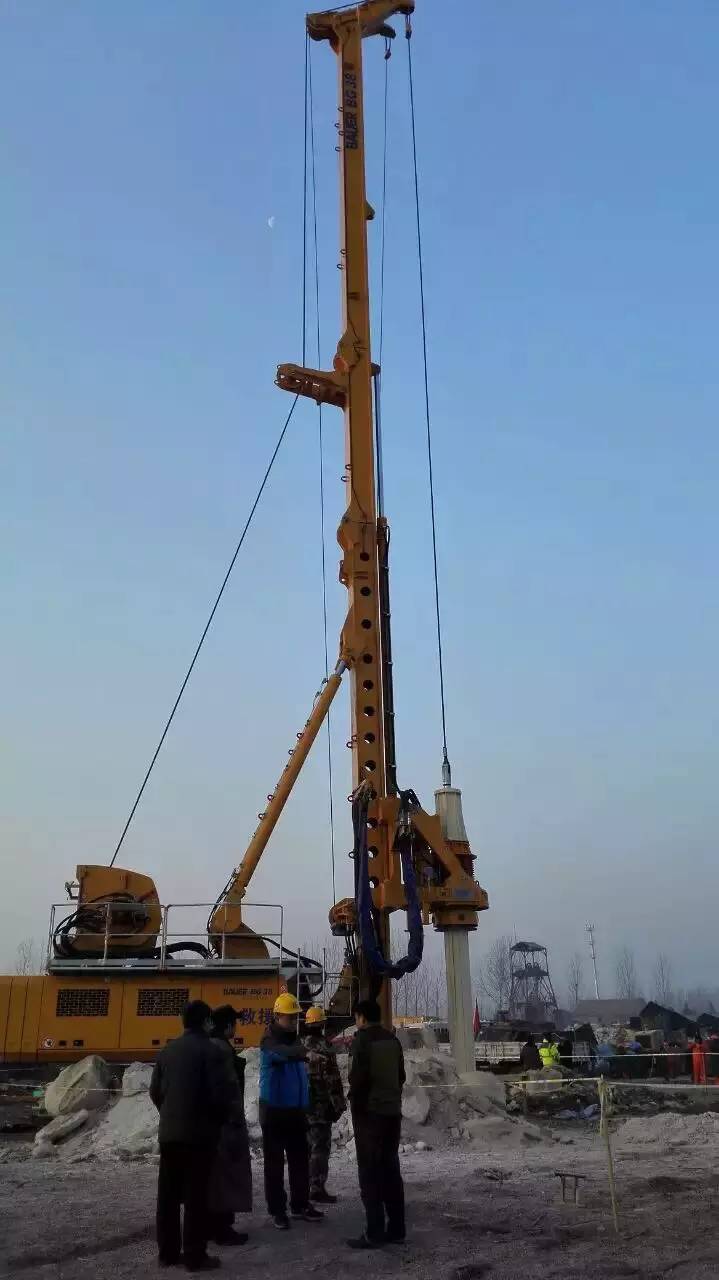 最长交警接力救援全程视频,最大型救援