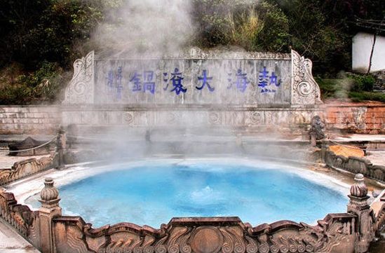养生御寒泡温泉，盘点国内温泉胜地