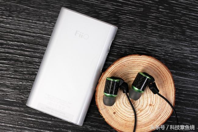 飞傲x1无损播放器测评,飞傲x1二代和sonya35