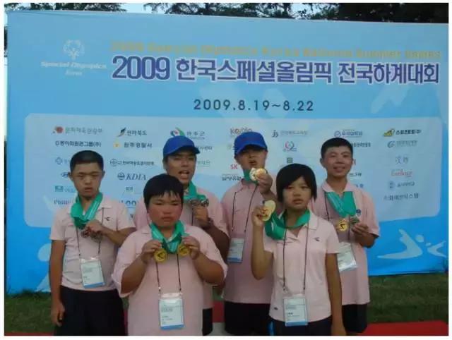 折翼天使插上希望的翅膀,鲤城区开智小学