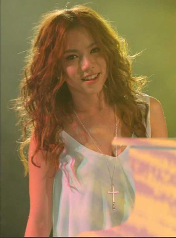 黑洞邓紫棋,ifiwereaboy邓紫棋造型