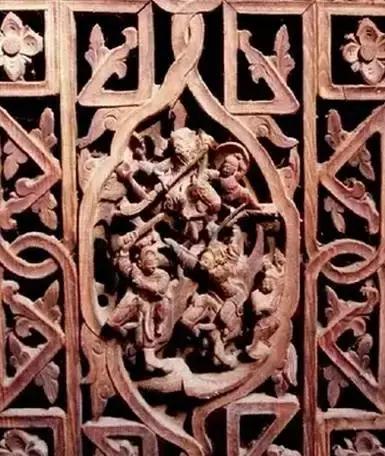 这个村庄一千年前建了个生态下水道，全村至今不淹水，生物还活着