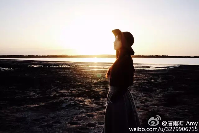 拍照面部表情僵硬怎么办,一拍照就面部僵硬