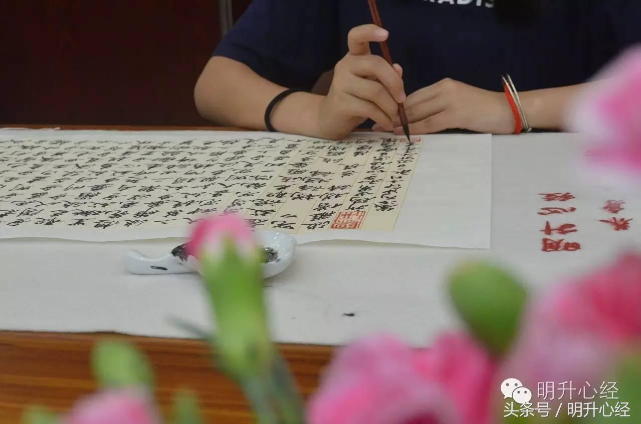 孩子成绩下滑导致焦虑怎么开导,孩子成绩差怎么教育和疏导