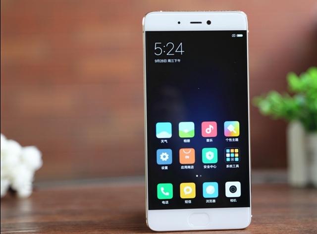 想知道大家现在用什么手机,大家都喜欢用什么手机